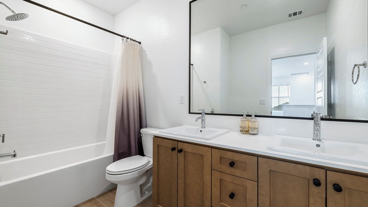 Photo of Bathroom in Clovis