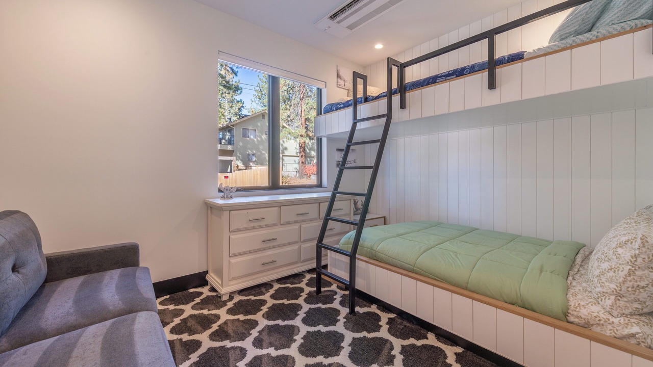 Photo of Bedroom in Brockway