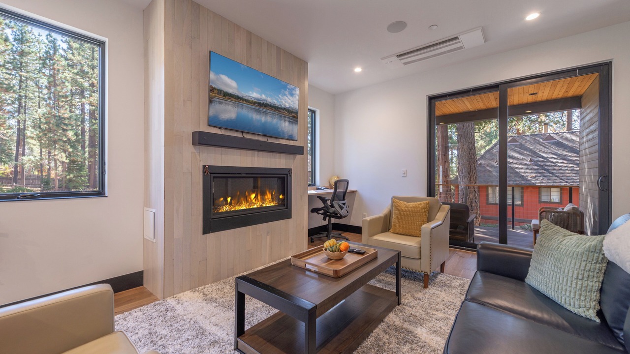Photo of Livingroom in Brockway