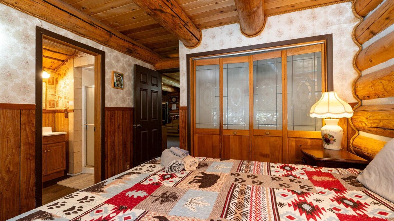 Photo of Bathroom in Yosemite National Park