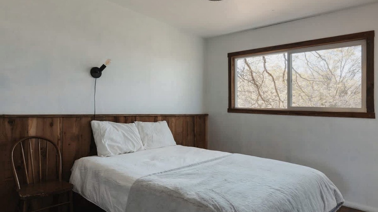 Photo of Bedroom in Dunlap
