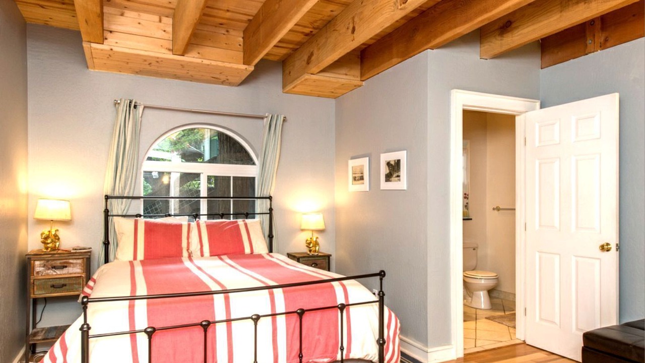 Photo of Bedroom in Cazadero