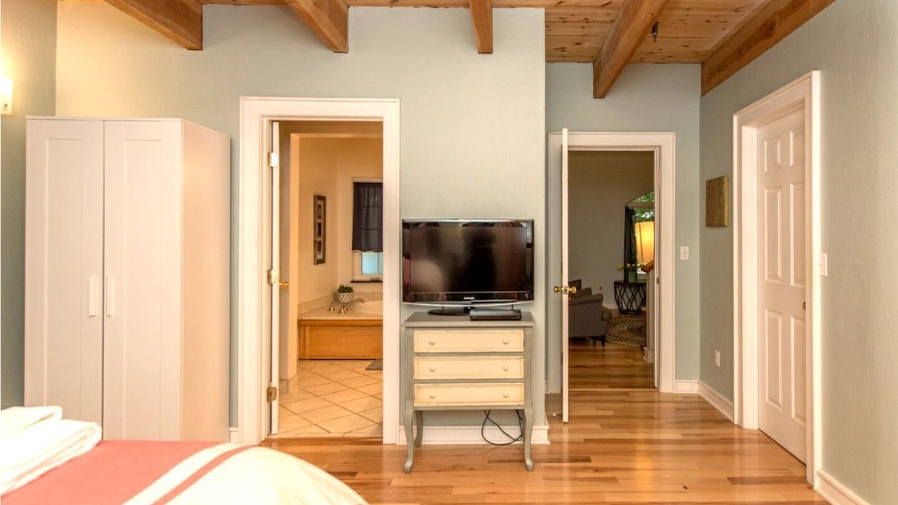 Photo of Bedroom in Cazadero