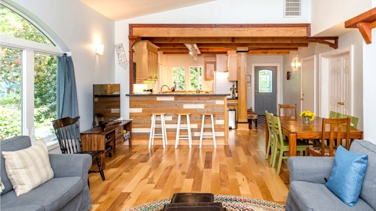 Photo of Livingroom in Cazadero