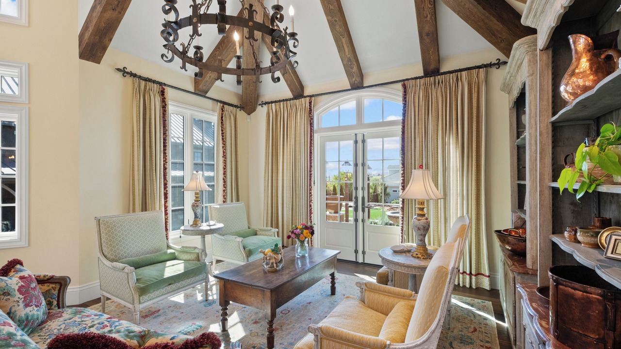 Photo of Livingroom in Napa
