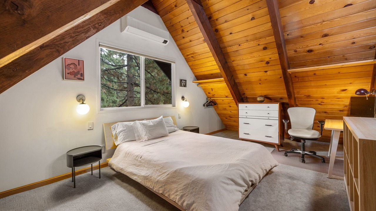 Photo of Bedroom in Incline Village
