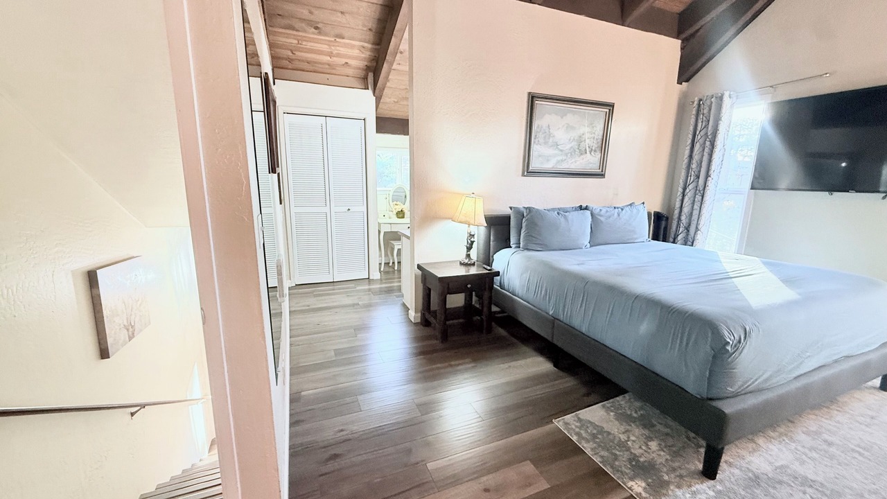Photo of Bedroom in Tahoe Village