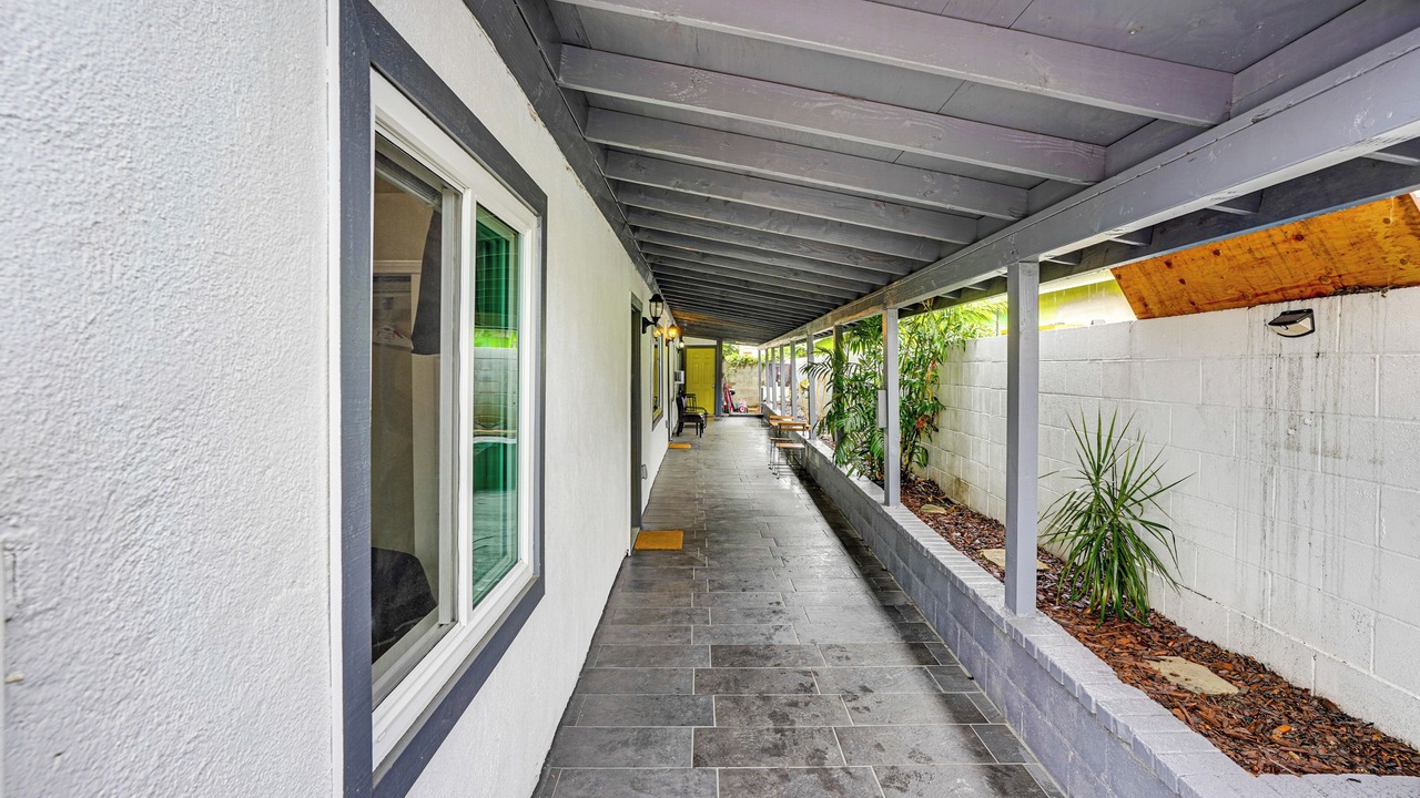 Photo of Patio Balcony in Compton