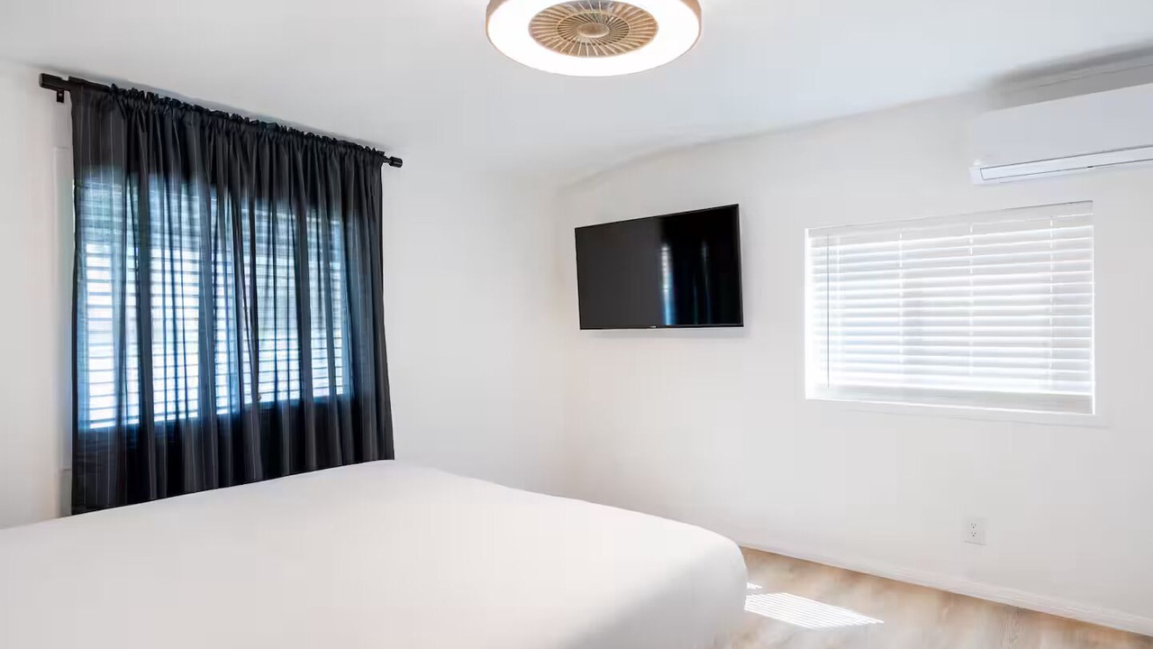 Photo of Bedroom in Desert Hot Springs
