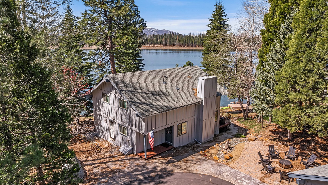 Photo of Outdoor in Lake Almanor West