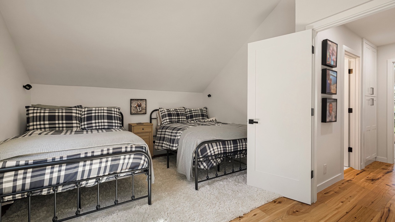 Photo of Bedroom in Lake Almanor West