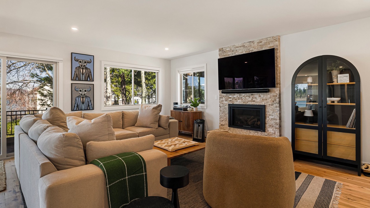 Photo of Livingroom in Lake Almanor West
