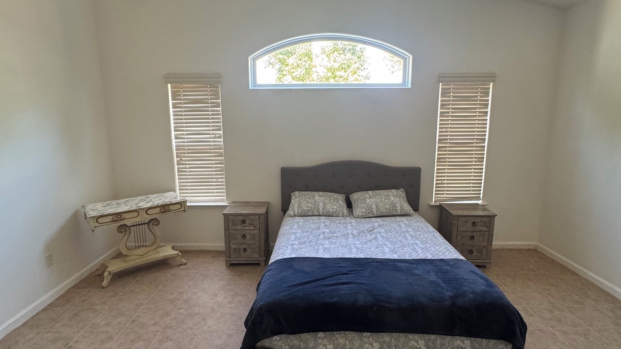 Photo of Bedroom in Sanger