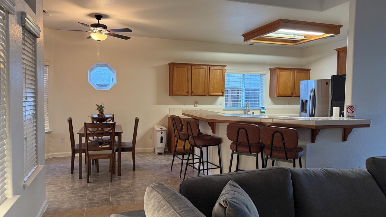 Photo of Livingroom in Sanger