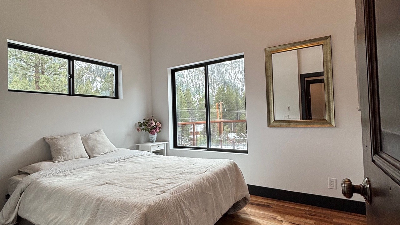 Photo of Bedroom in June Lake