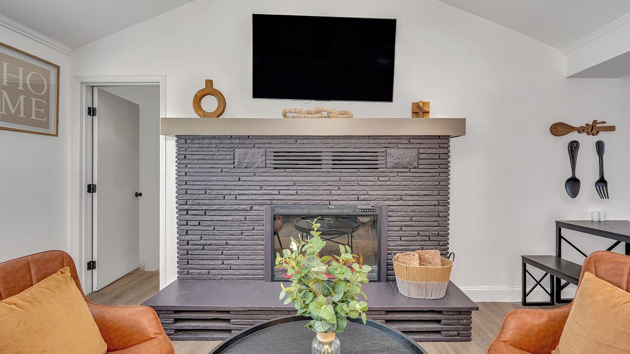 Photo of Livingroom in Friant