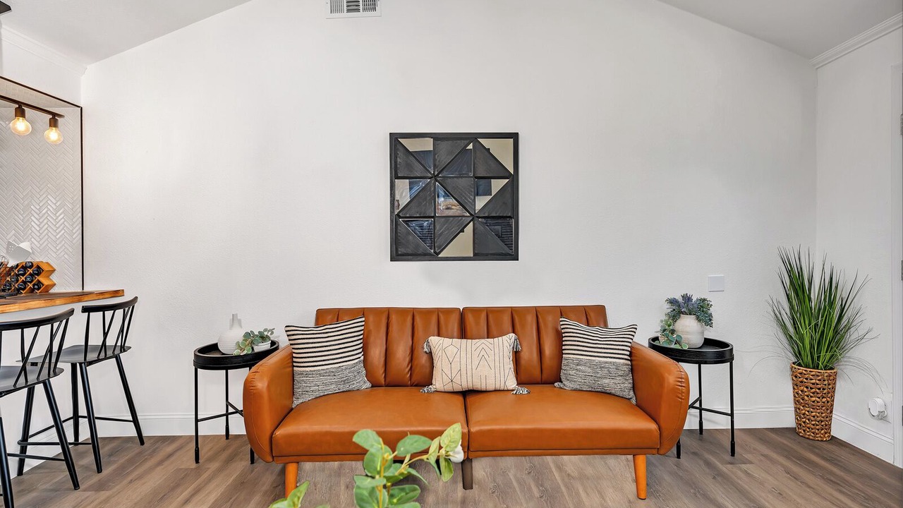 Photo of Livingroom in Friant