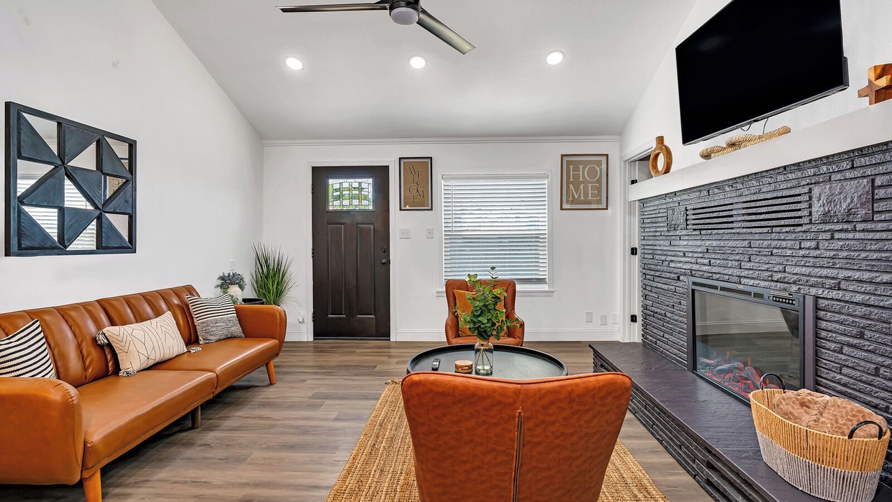 Photo of Livingroom in Friant
