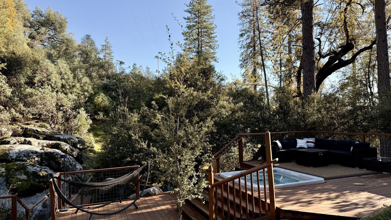 Photo of Others in Mariposa
