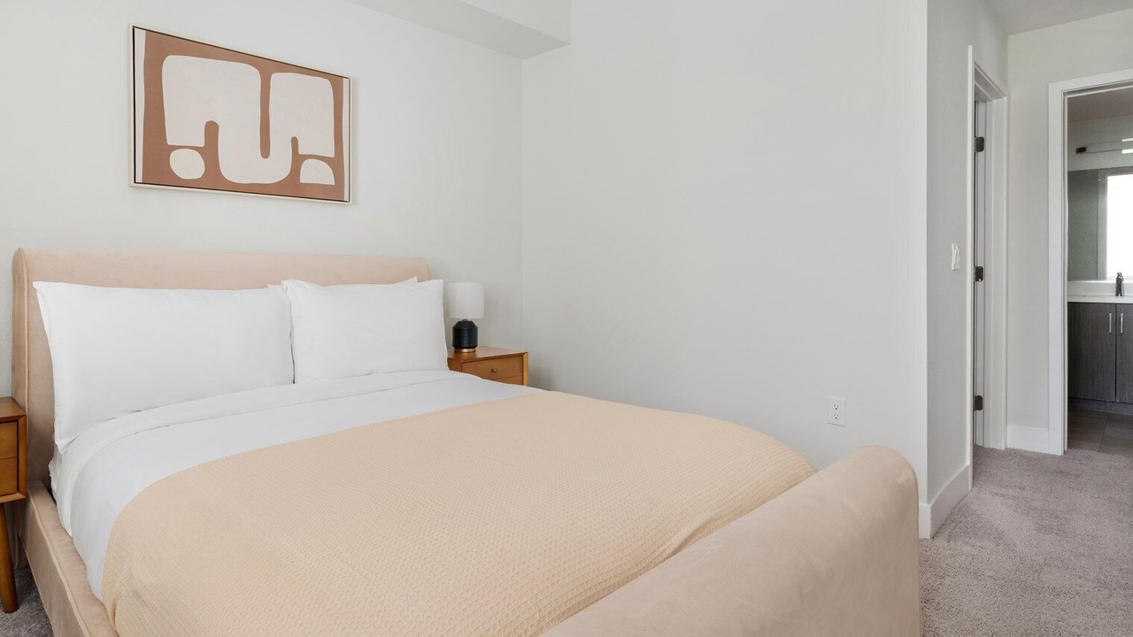 Photo of Bedroom in Centerville