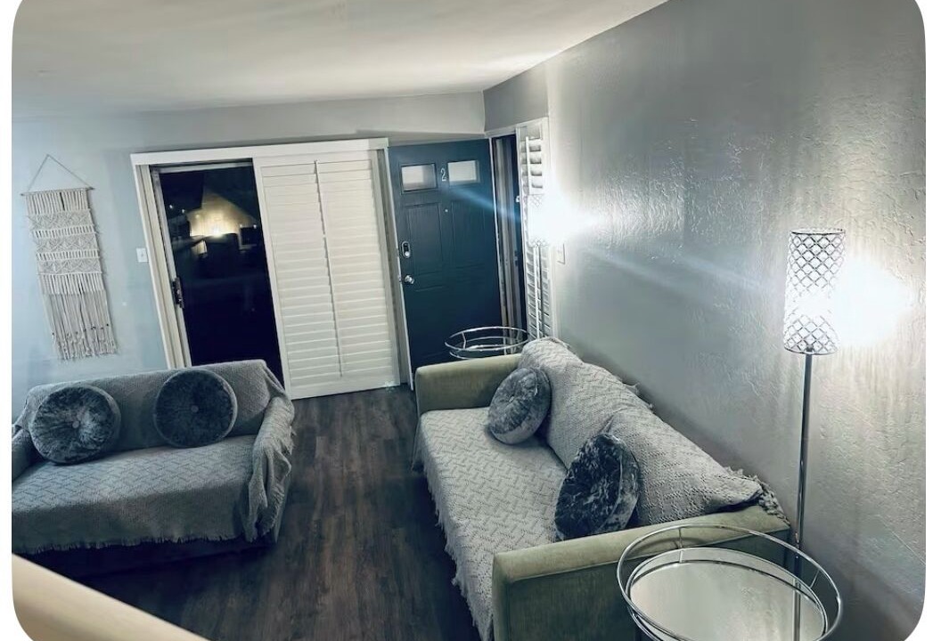 Photo of Livingroom in Cambrian