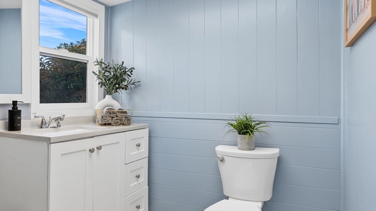 Photo of Bathroom in Huntington Beach