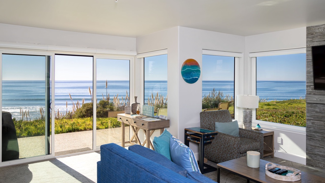 Photo of Livingroom in Rio del Mar