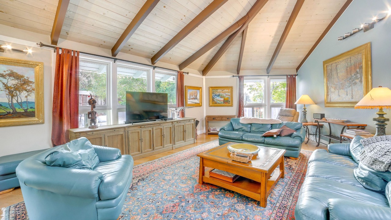 Photo of Livingroom in Aptos