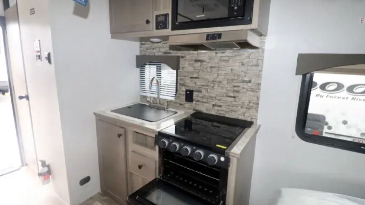 Photo of Kitchen in Phoenix Lake-Cedar Ridge