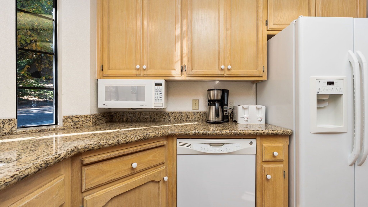 Photo of Kitchen in Shaver Lake