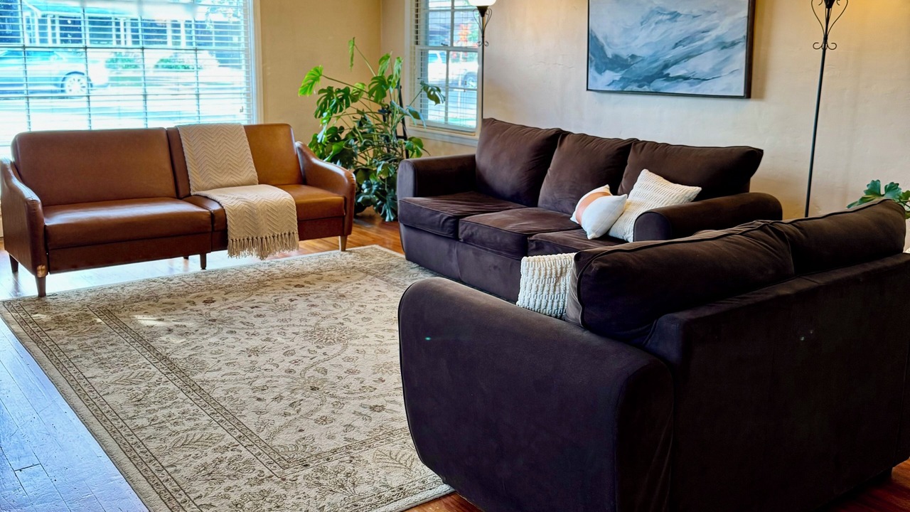 Photo of Livingroom in Exeter
