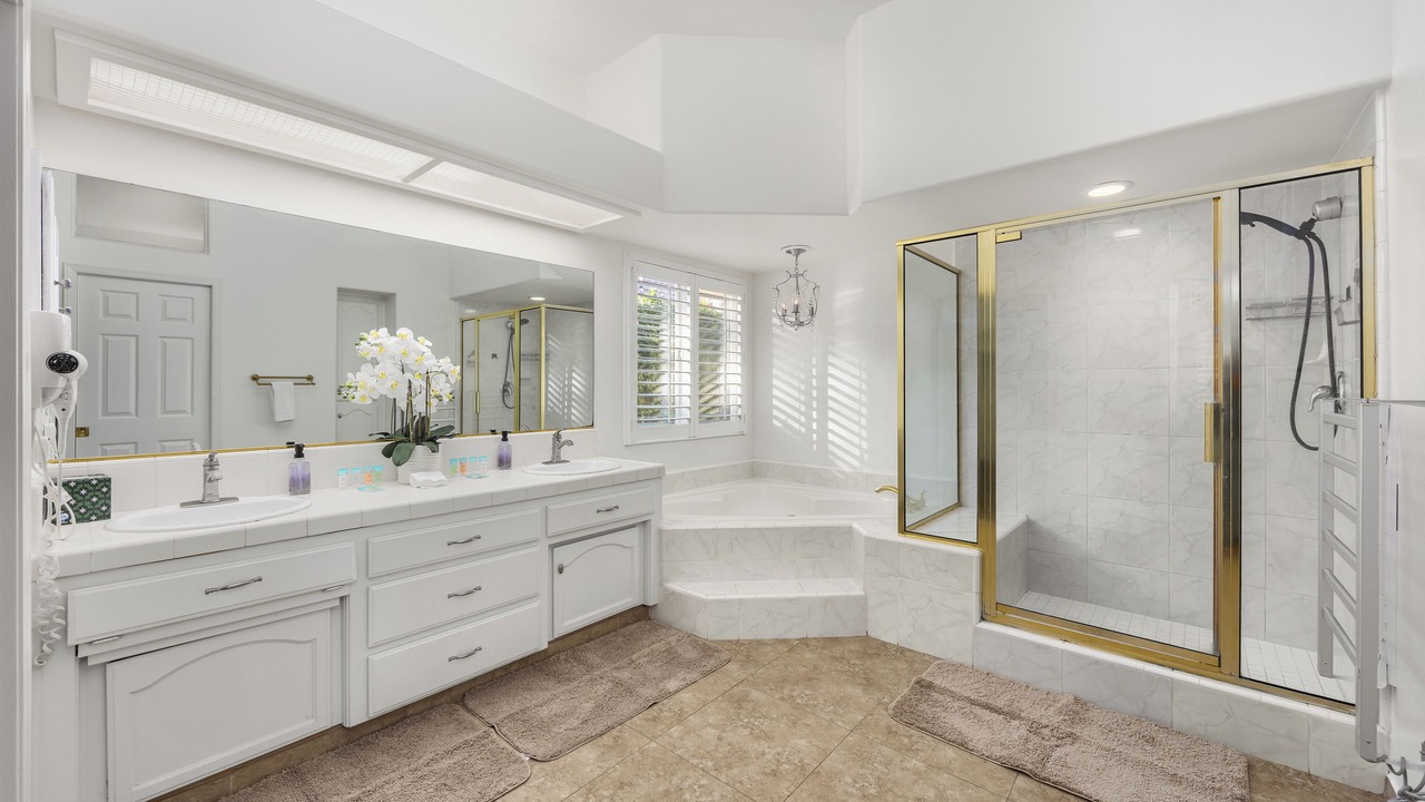 Photo of Bathroom in Greenacres