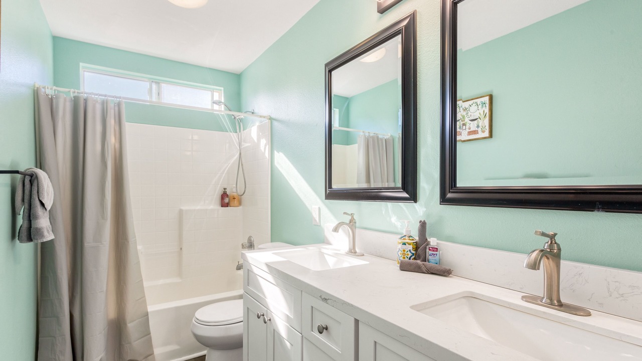 Photo of Bathroom in Lake Elsinore