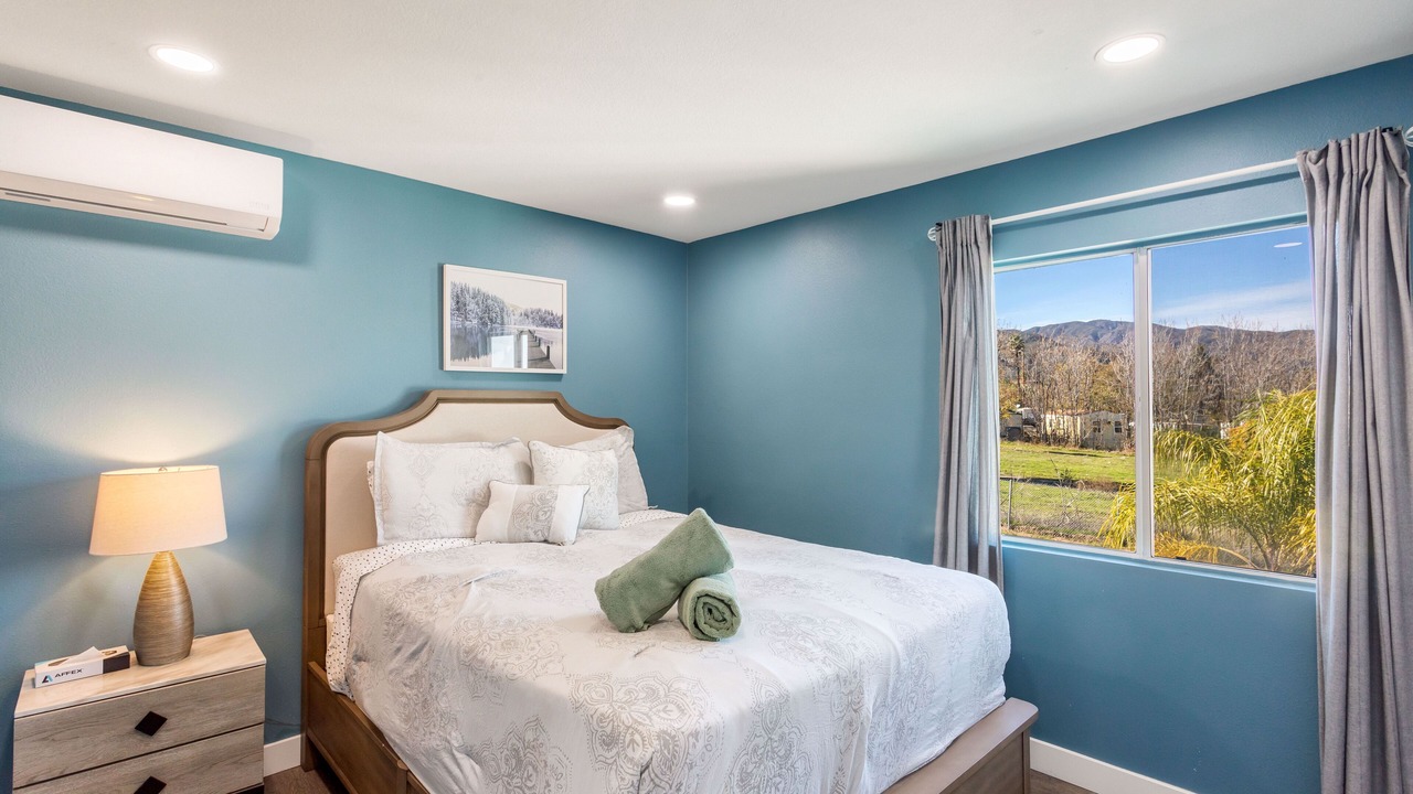 Photo of Bedroom in Lake Elsinore