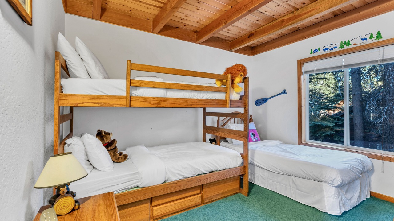 Photo of Bedroom in Serene Lakes