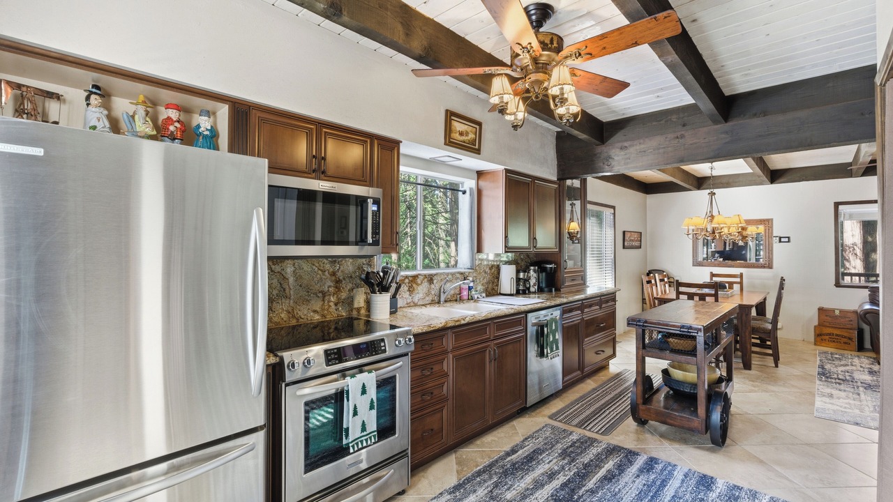 Photo of Kitchen in Sierra Cedars