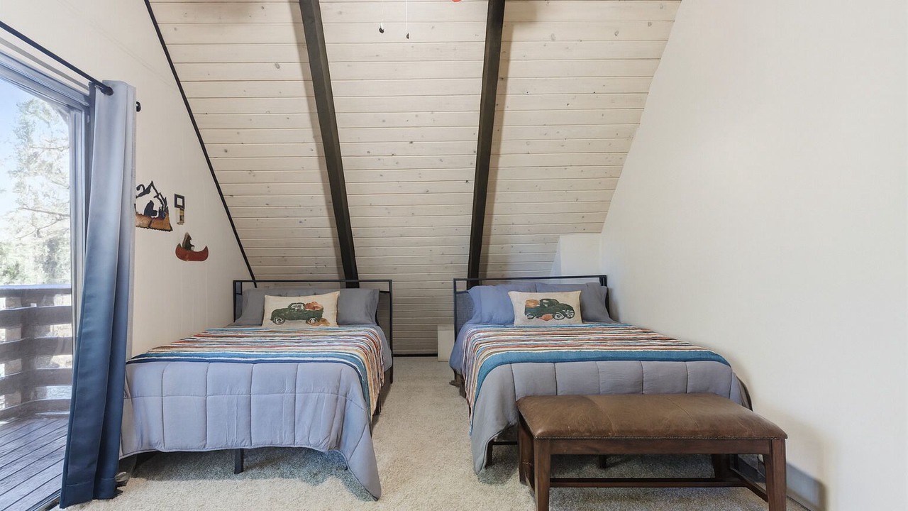 Photo of Bedroom in Sierra Cedars