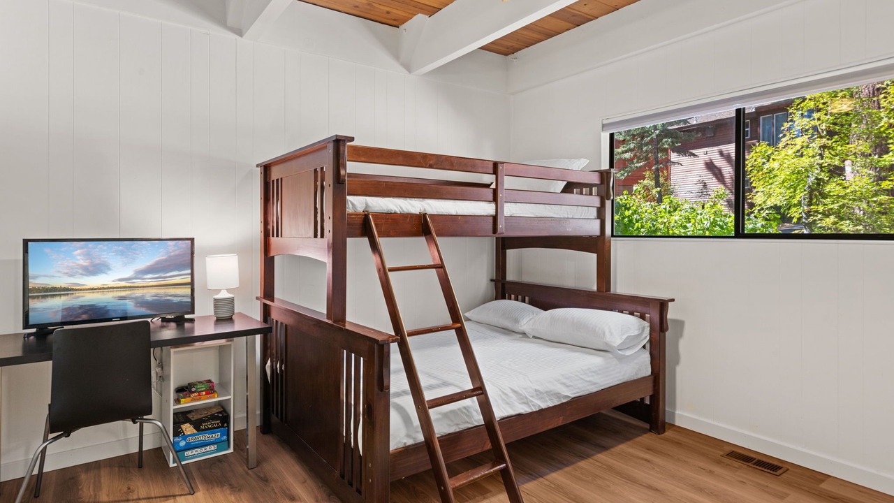 Photo of Bedroom in Incline Village