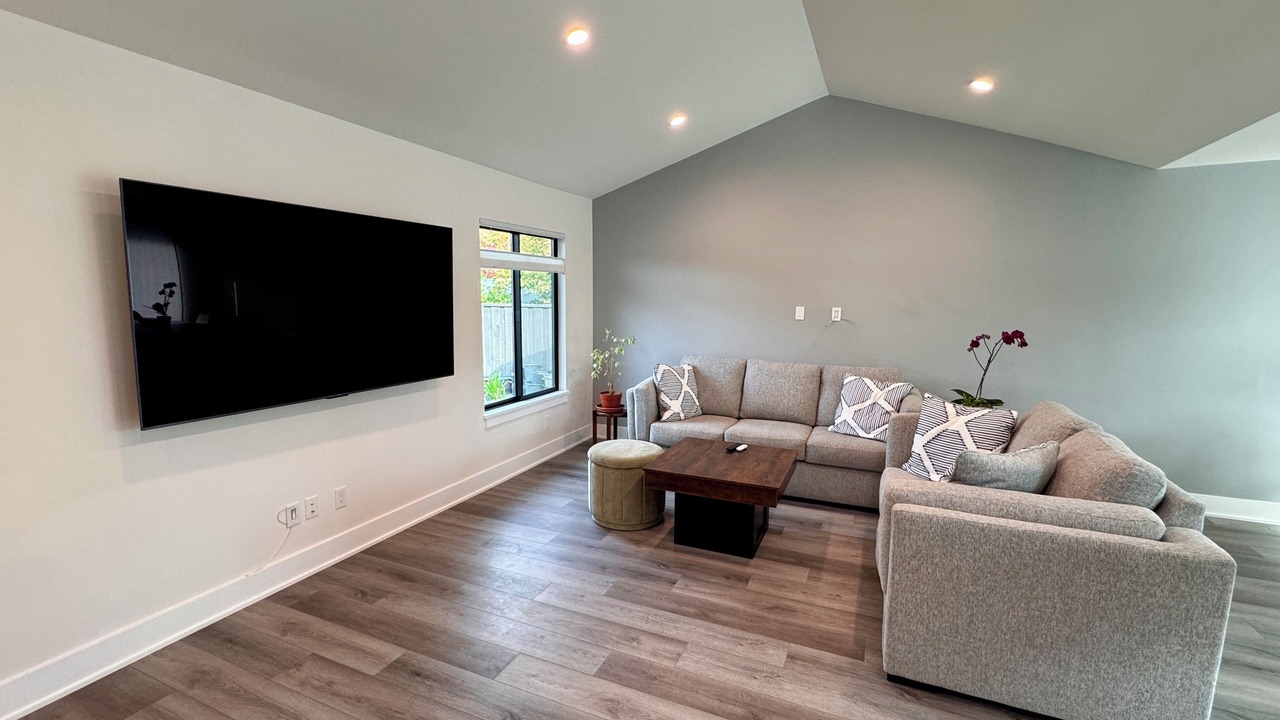 Photo of Livingroom in Cupertino