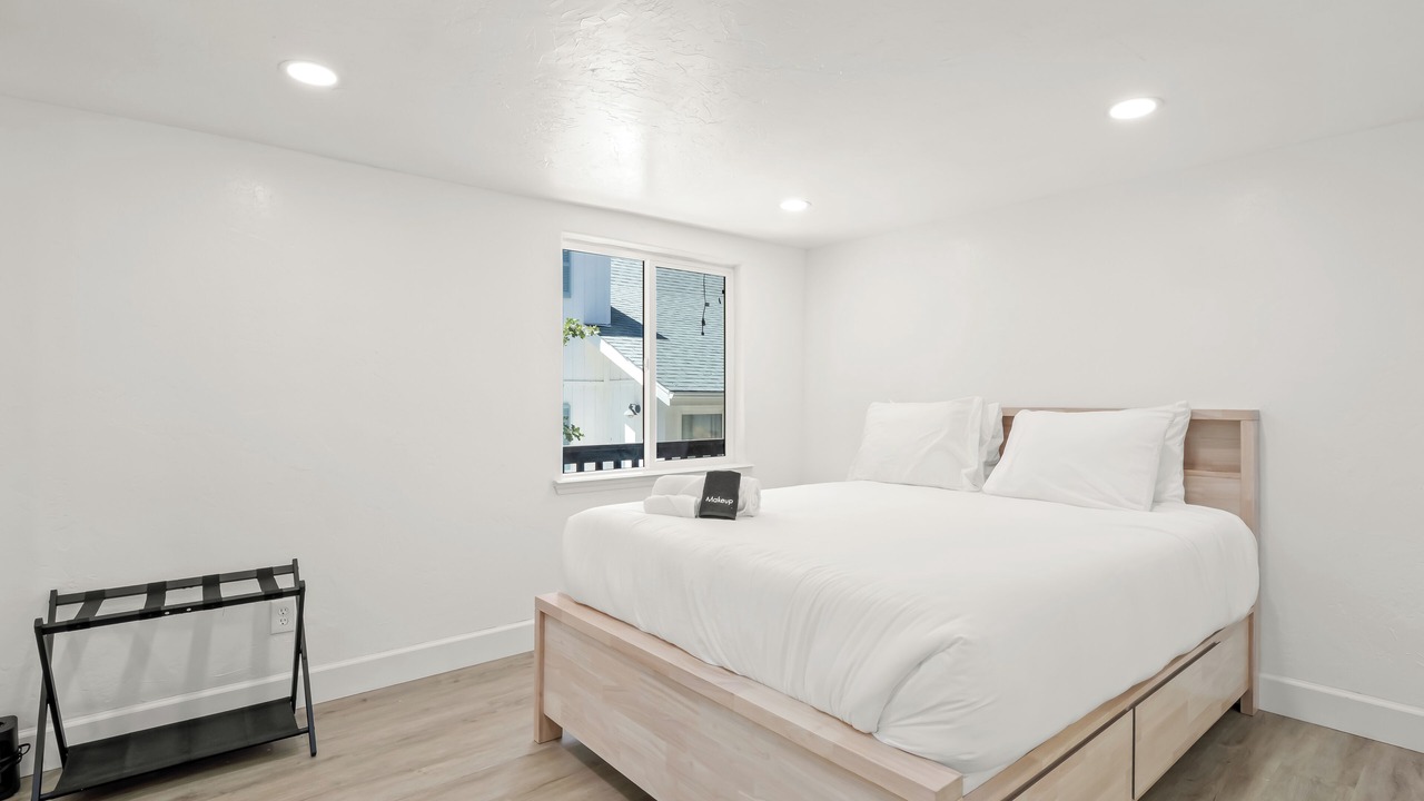 Photo of Bedroom in Bass Lake