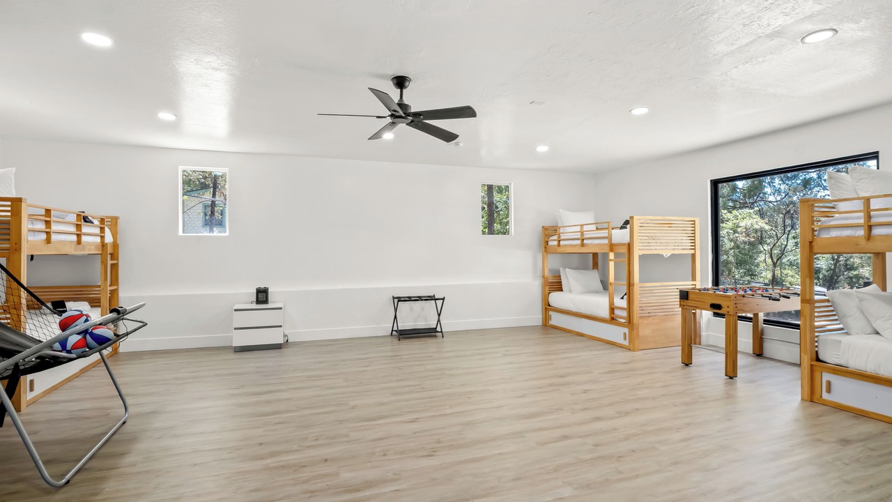 Photo of Bedroom in Bass Lake