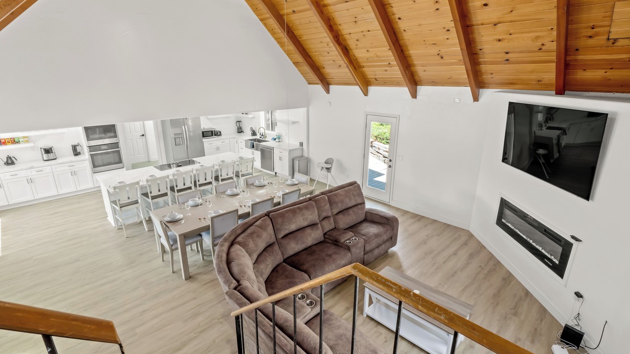 Photo of Livingroom in Bass Lake