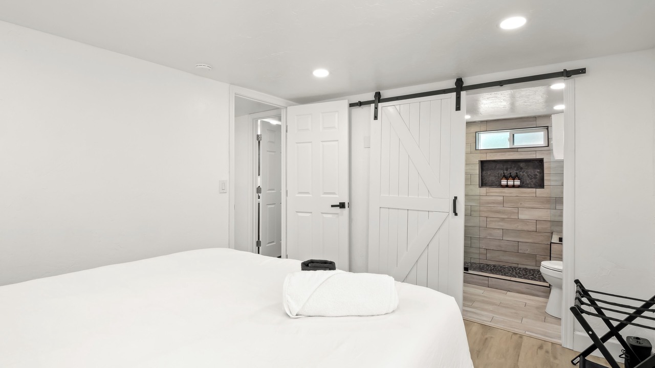 Photo of Bedroom in Bass Lake