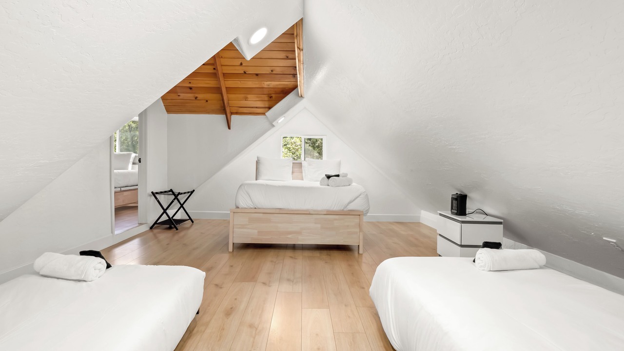 Photo of Bedroom in Bass Lake