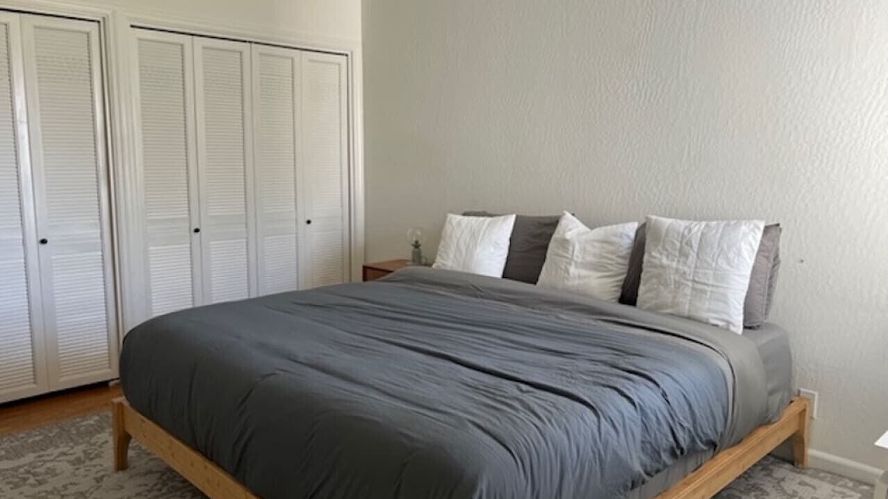 Photo of Bedroom in Golden Gate