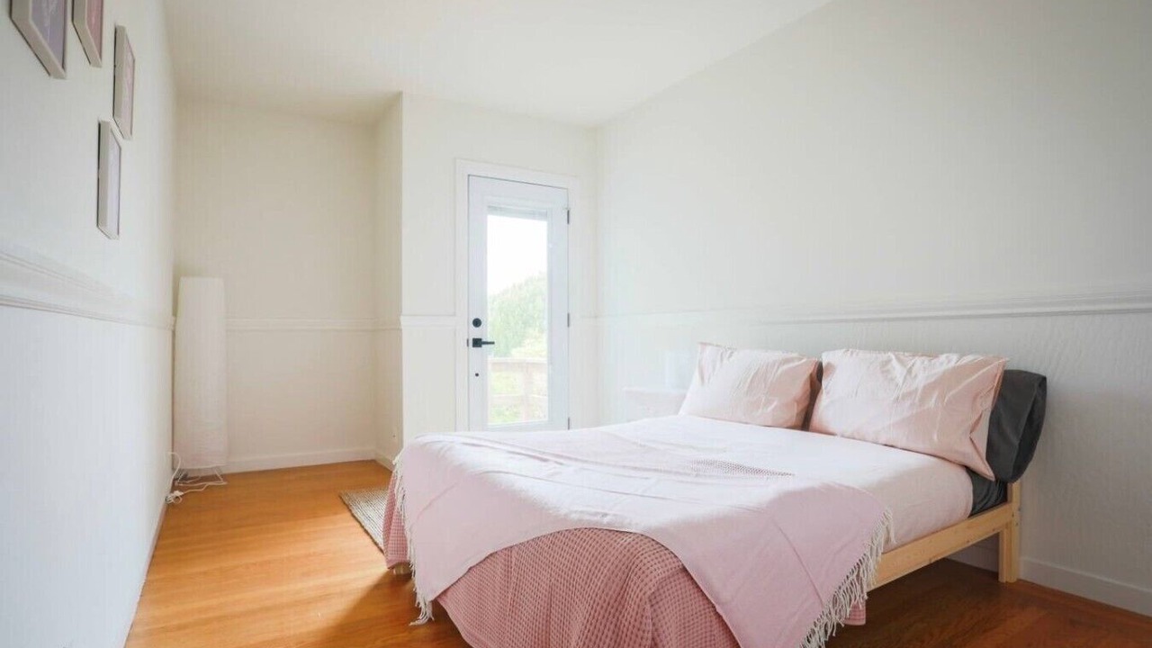 Photo of Bedroom in Golden Gate