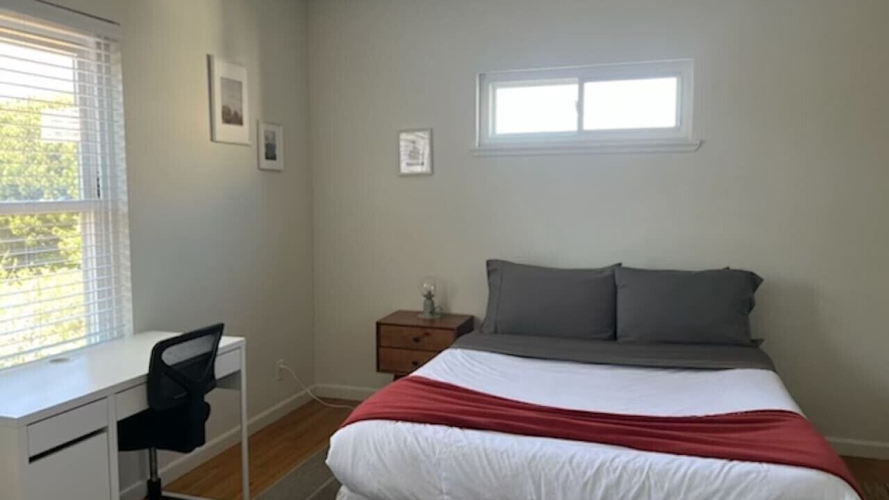 Photo of Bedroom in Golden Gate
