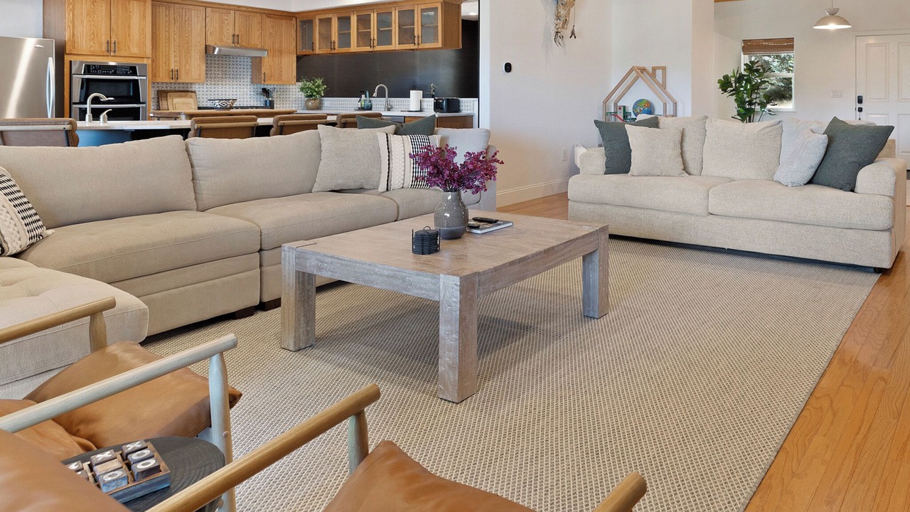 Photo of Livingroom in Groveland