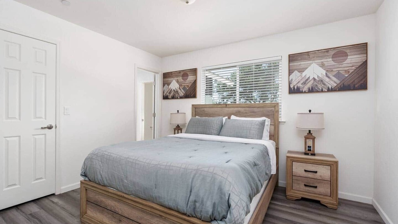 Photo of Bedroom in Coarsegold