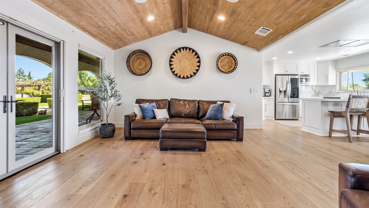 Photo of Livingroom in Hollister